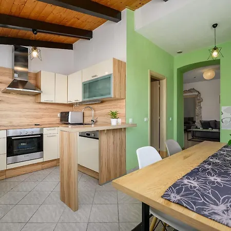 Appartement View