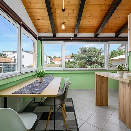 Апартаменты View *